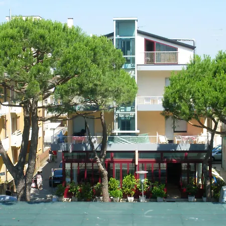 Dina Hotel 2*